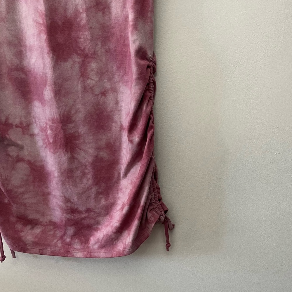 NWT Women’s Pink Tie Dye Short Sleeve Ruched Side Bodycon Dress - Picture 5 of 6